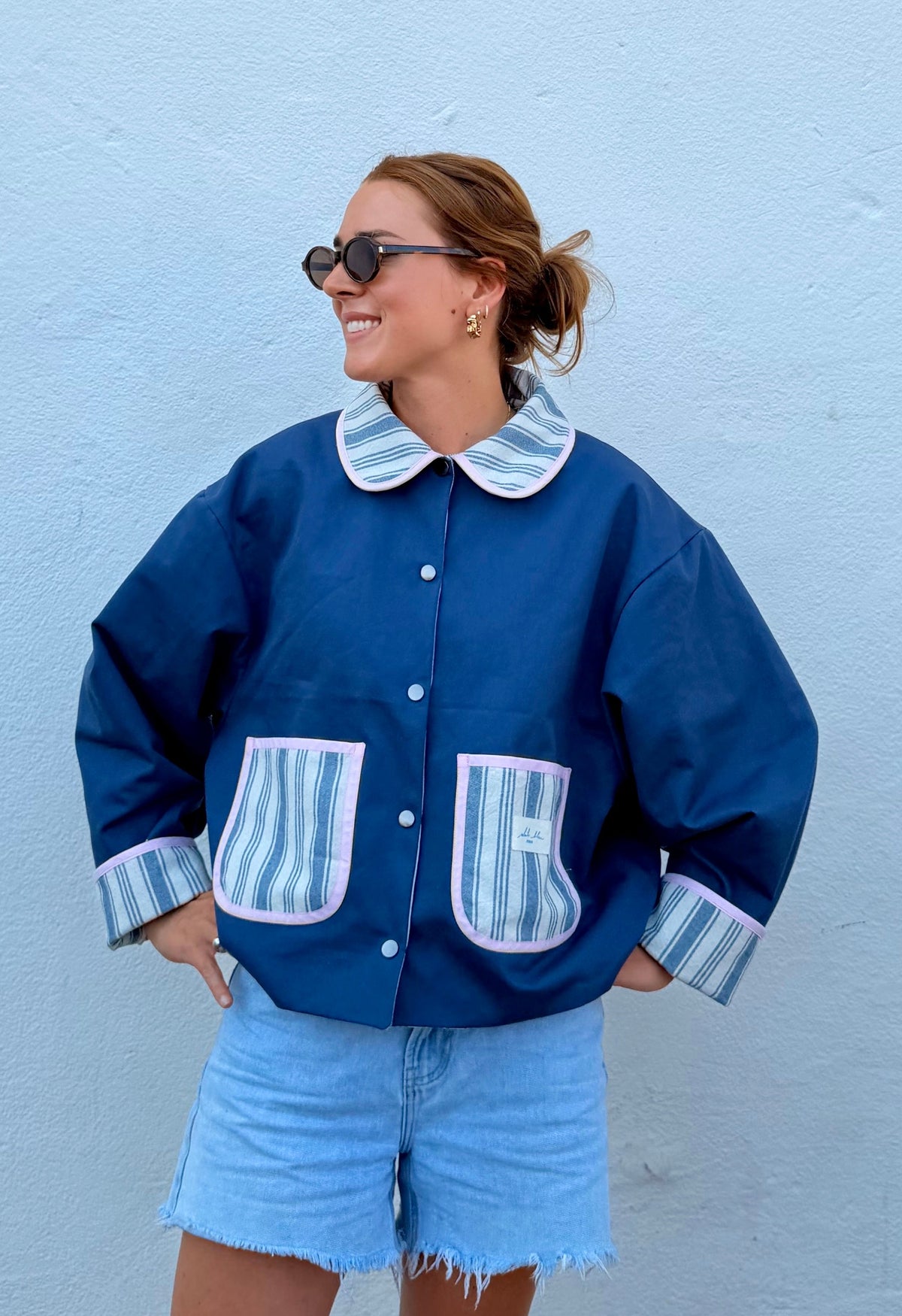 Veste réversible ligné bleu/ bleu marine/ biais rose