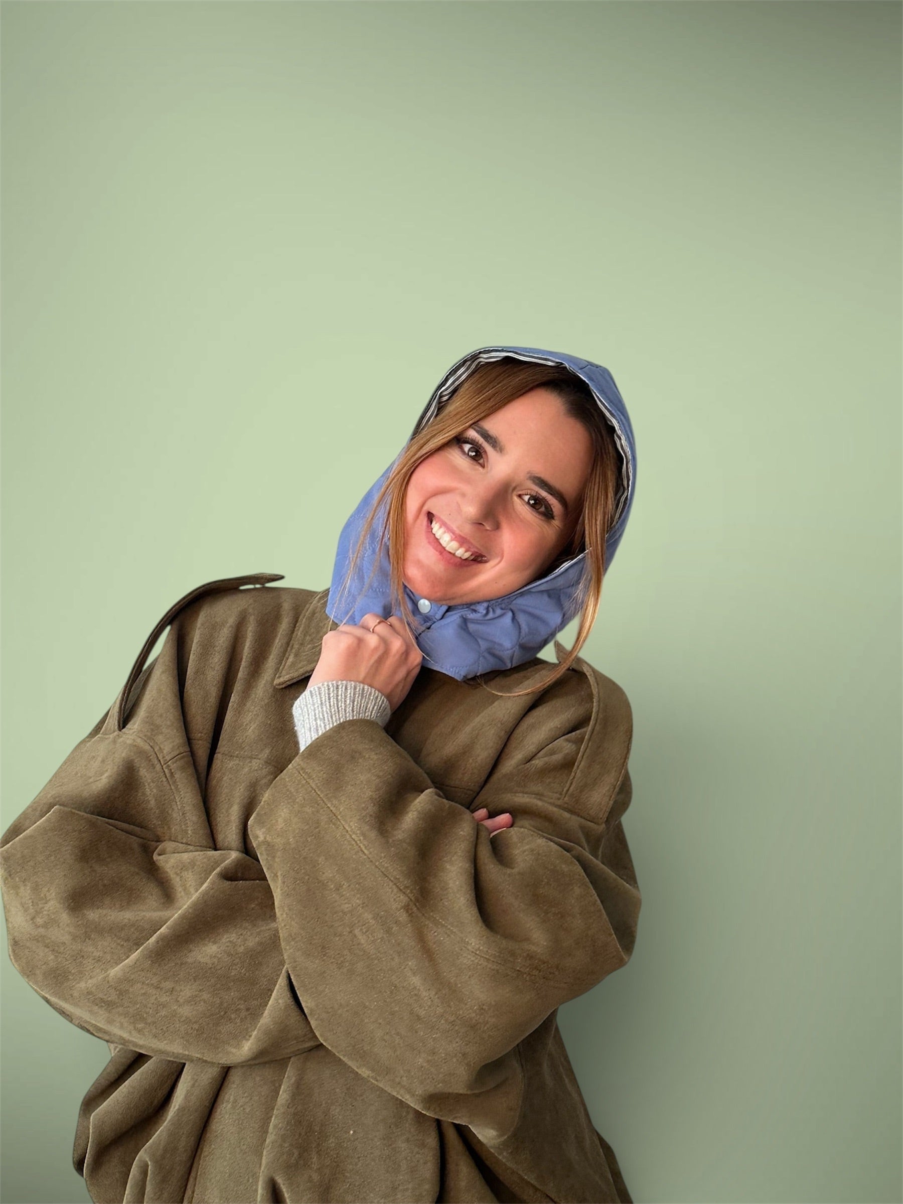 capuche matelassé bleu ciel/ ligné vert