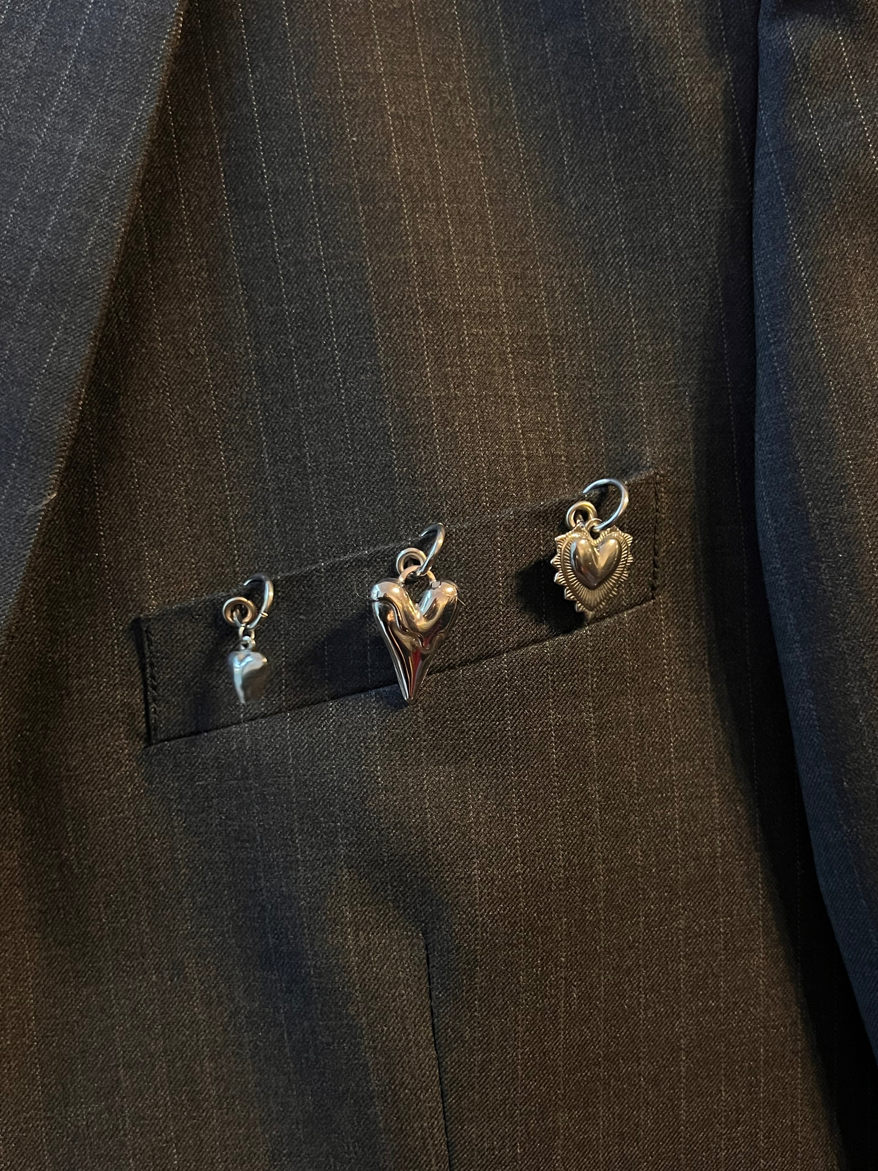 Blazer 3 bijoux sur la poche