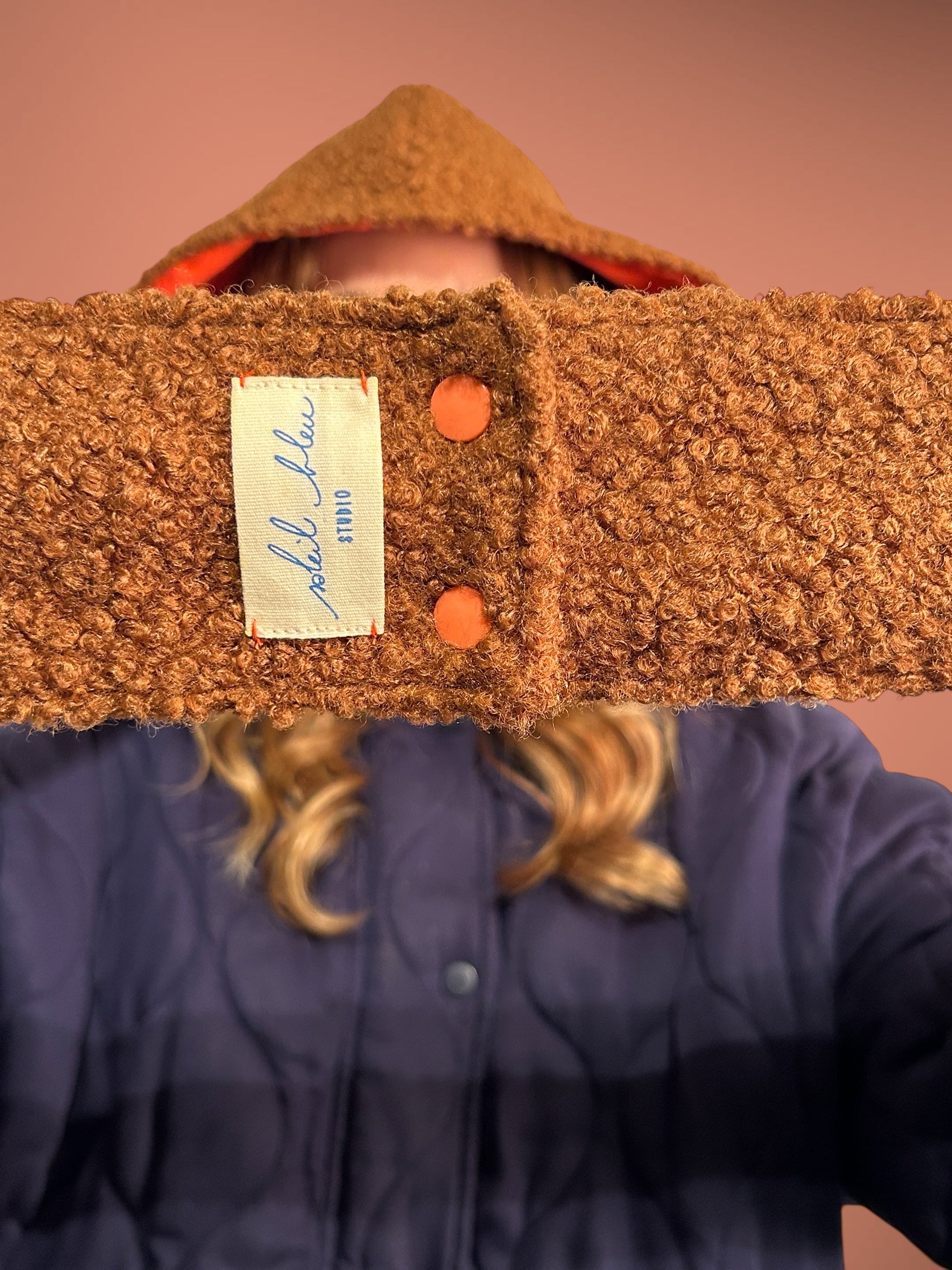 capuche moumoute marron/orange