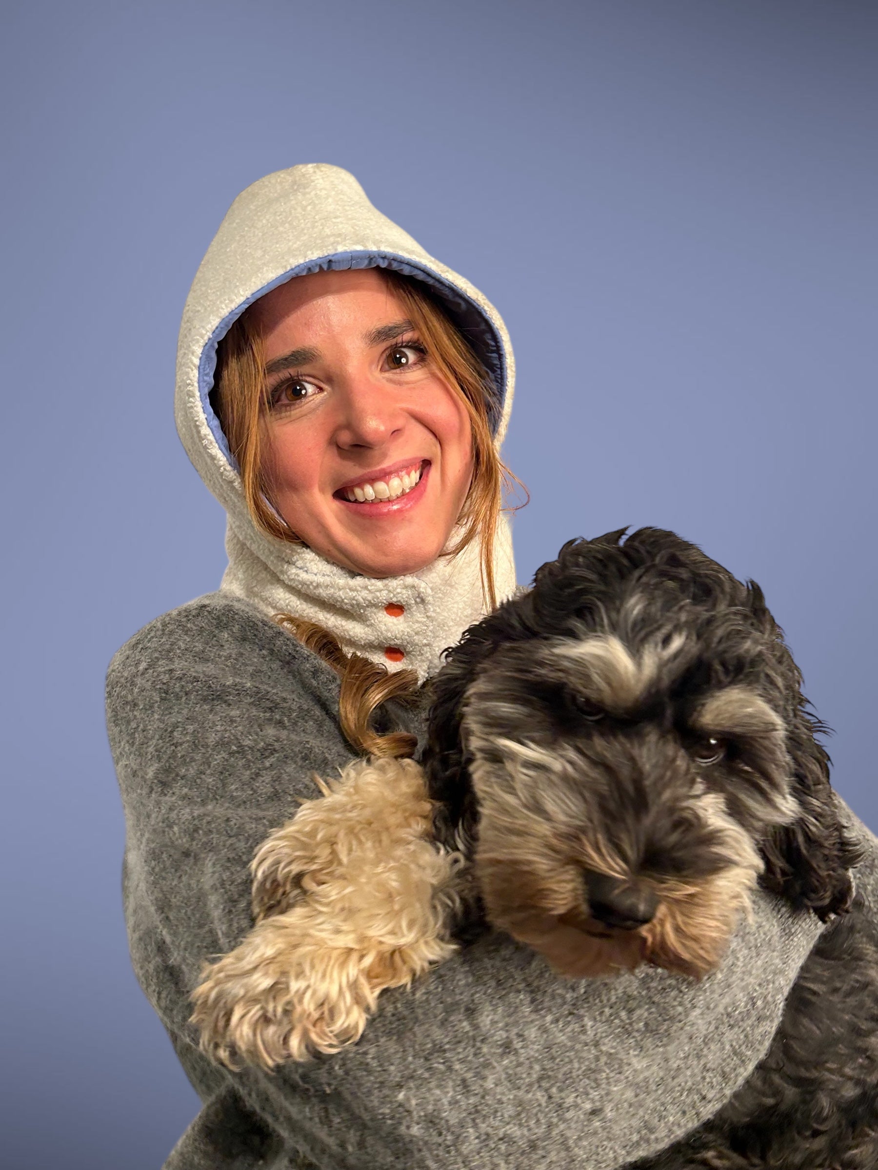 capuche moumoute blanche/matelassée bleu ciel