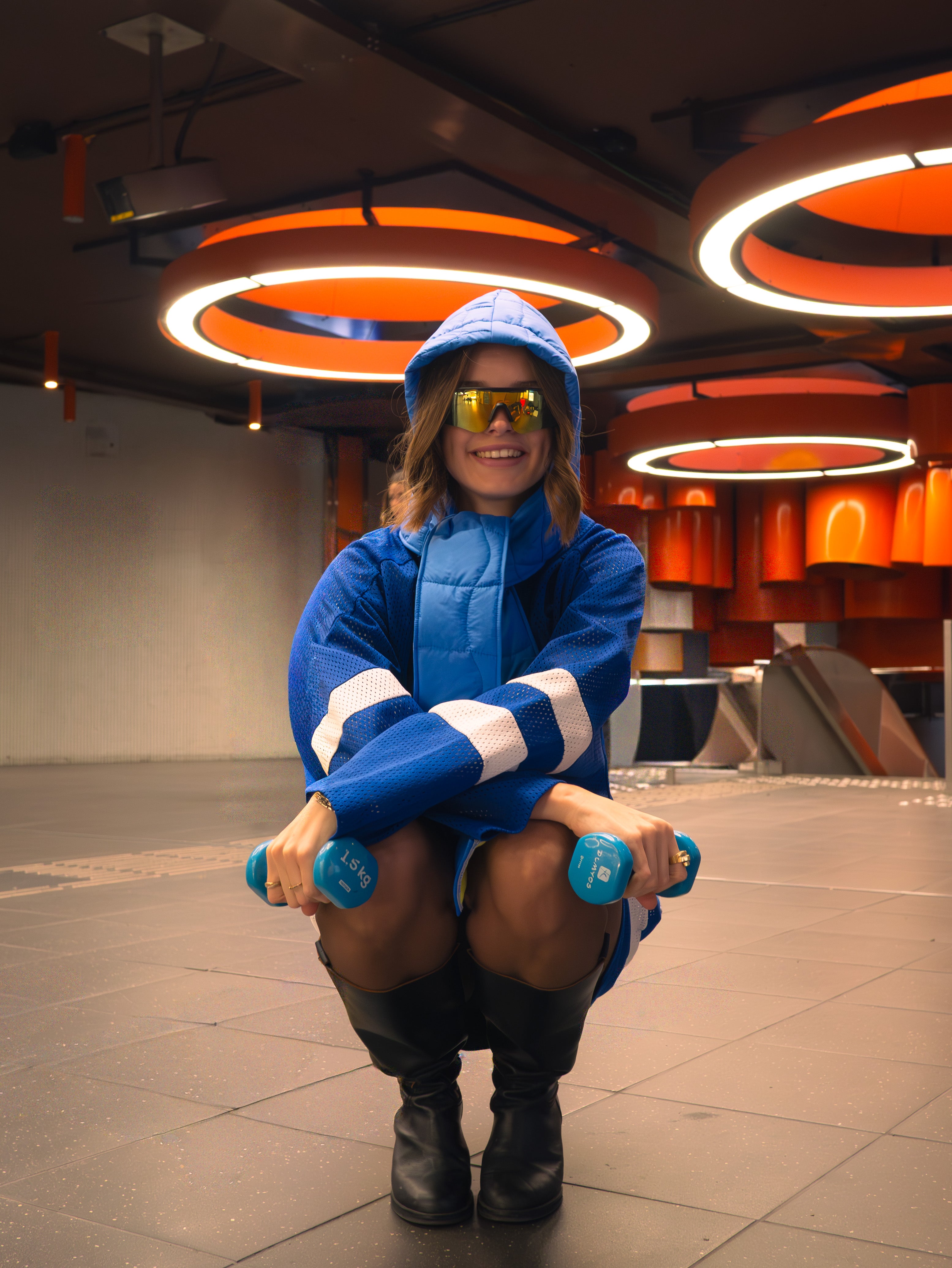 capuche matelassé bleue roi